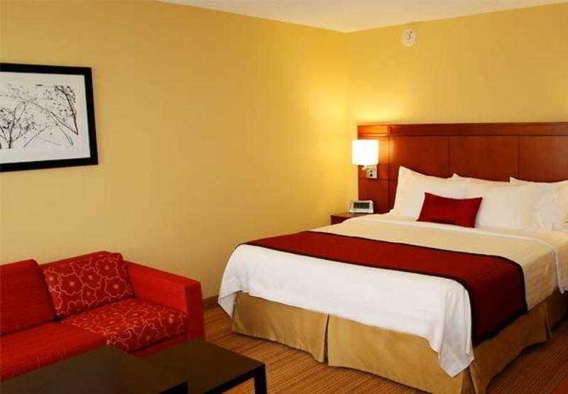 Courtyard Laredo Hotel Quarto foto